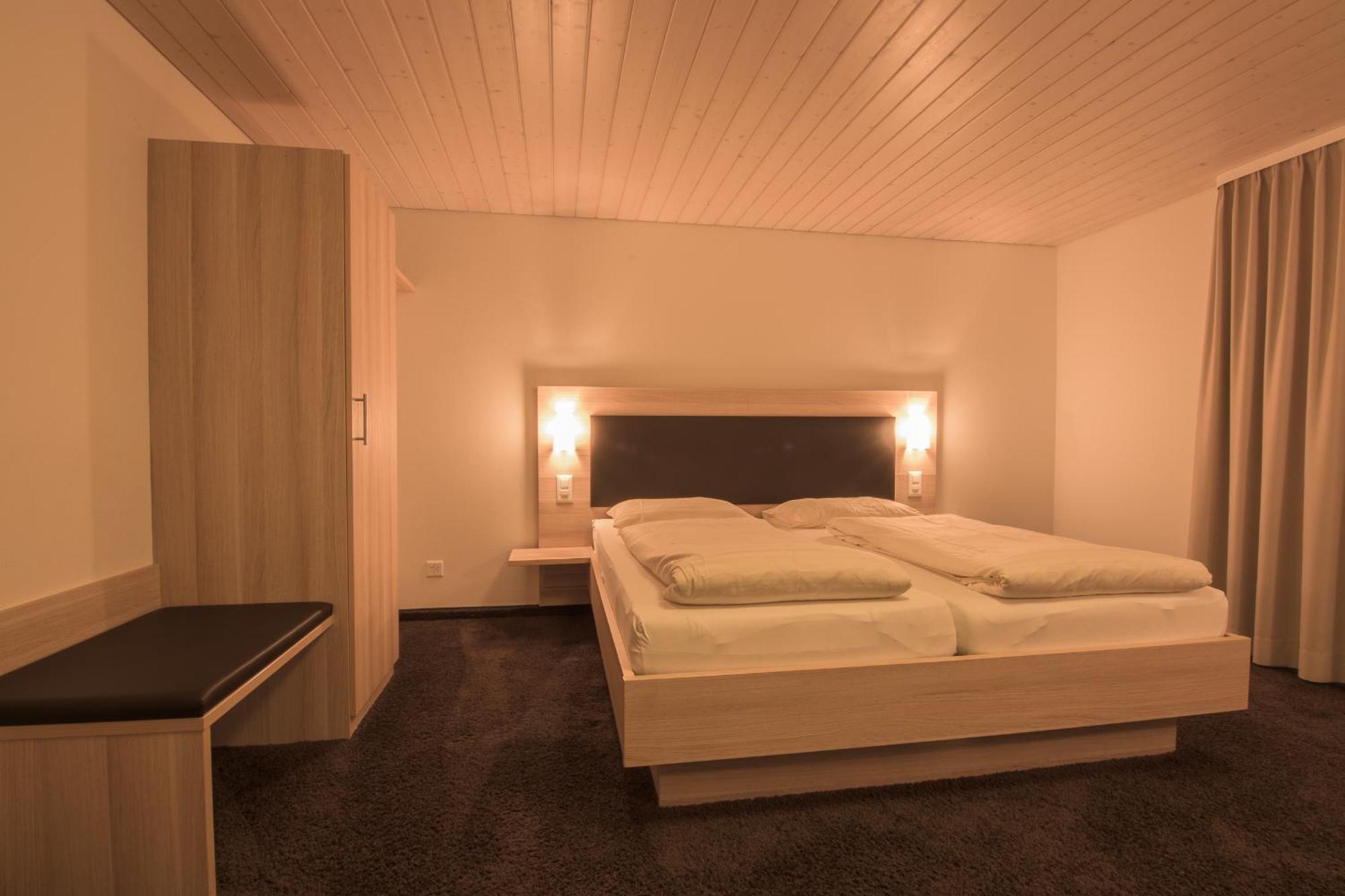 Hotel Zum Goldenen Kreuz Frauenfeld Habitación foto